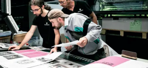 Calage machine pour l'impression du livre des 10 ans, Imprimerie Art & Caractère