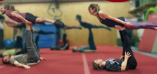 Stage acroyoga