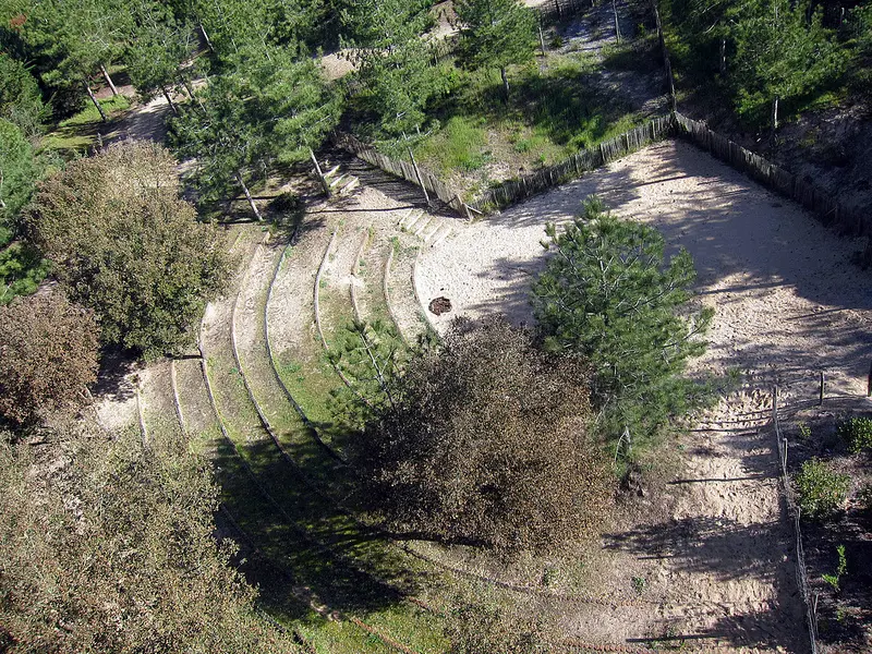 Theatre de Verdure - Ussel - photocerfvolant 2
