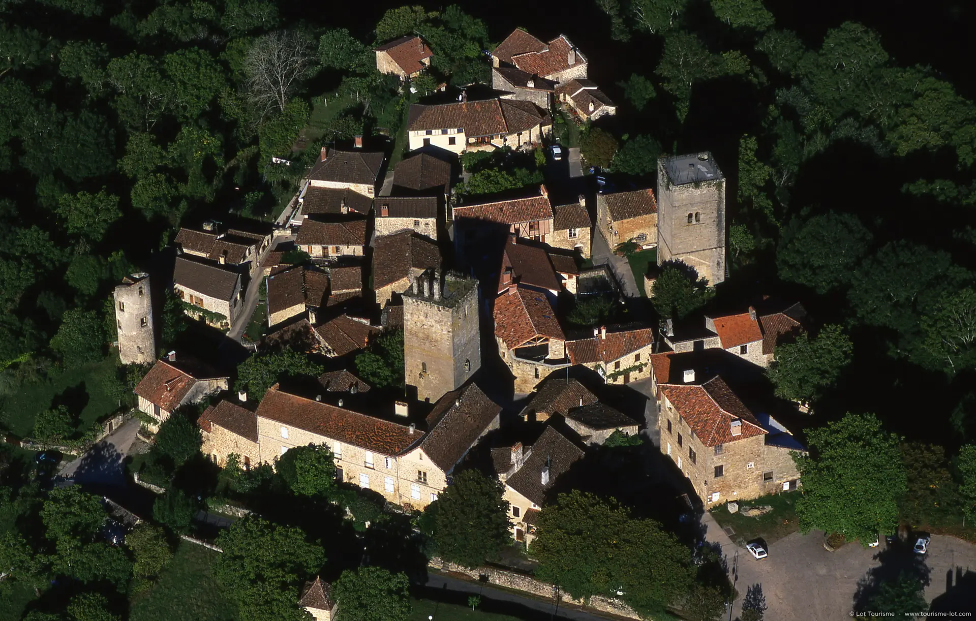 Village de Cardaillac