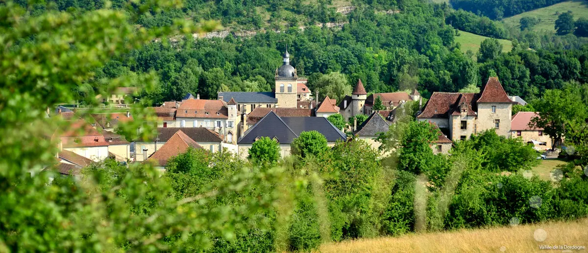 Village_de_Cornac