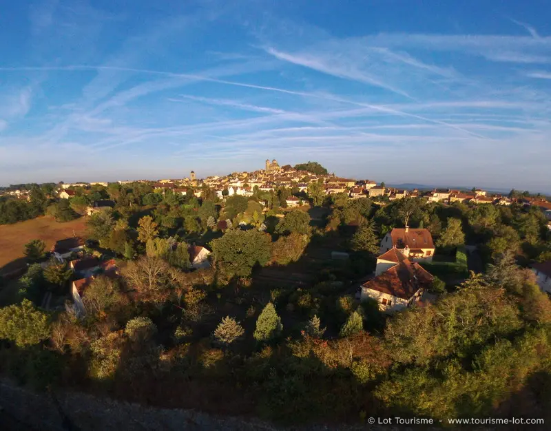 Vue aérienne de Gourdon