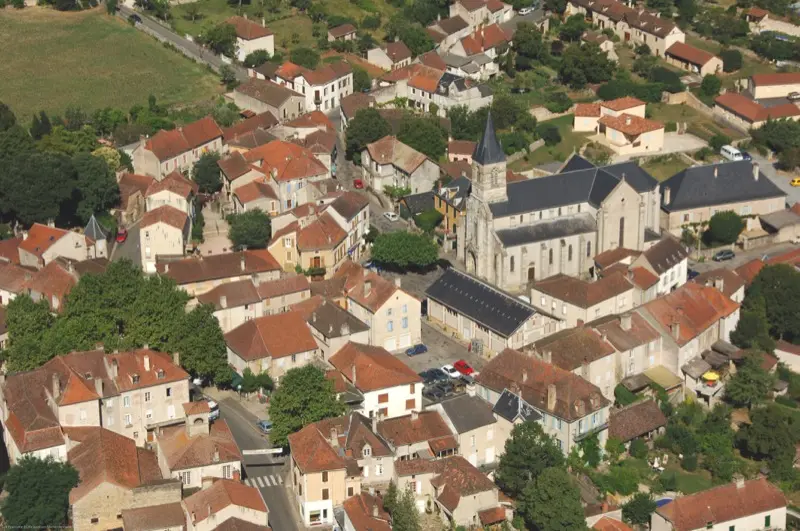 Vue aérienne de Limogne en Quercy