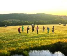 atelier théâtrale en forêt