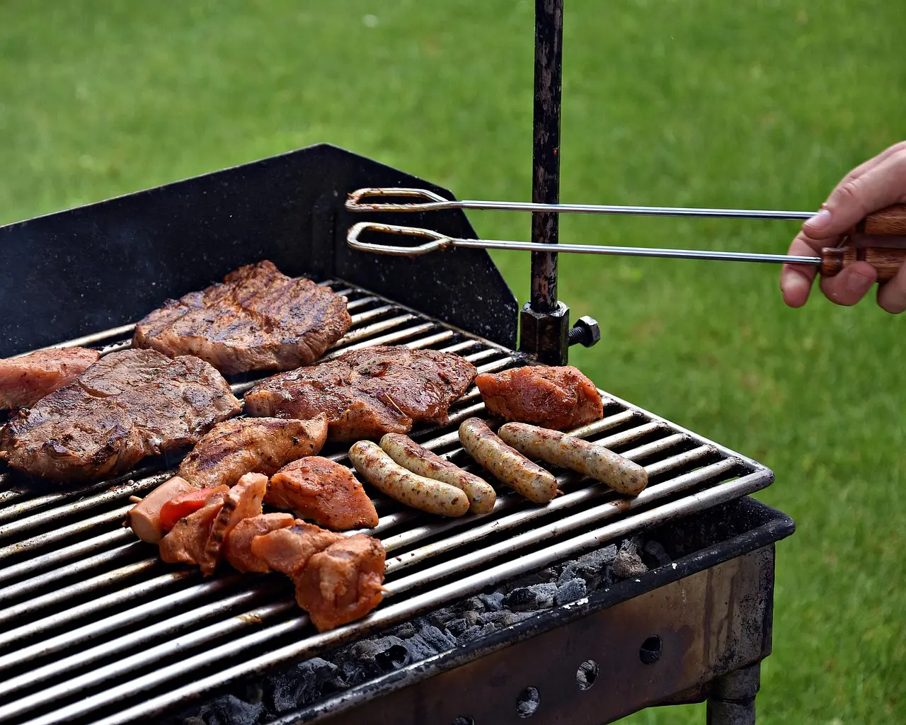 barbecue-3178916_1280