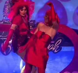 Bal'Ograph burlesque