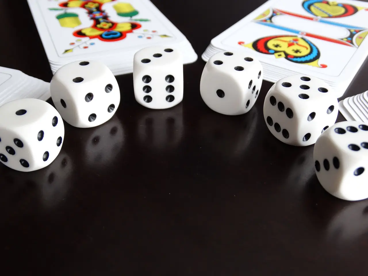 dice-627173_1280