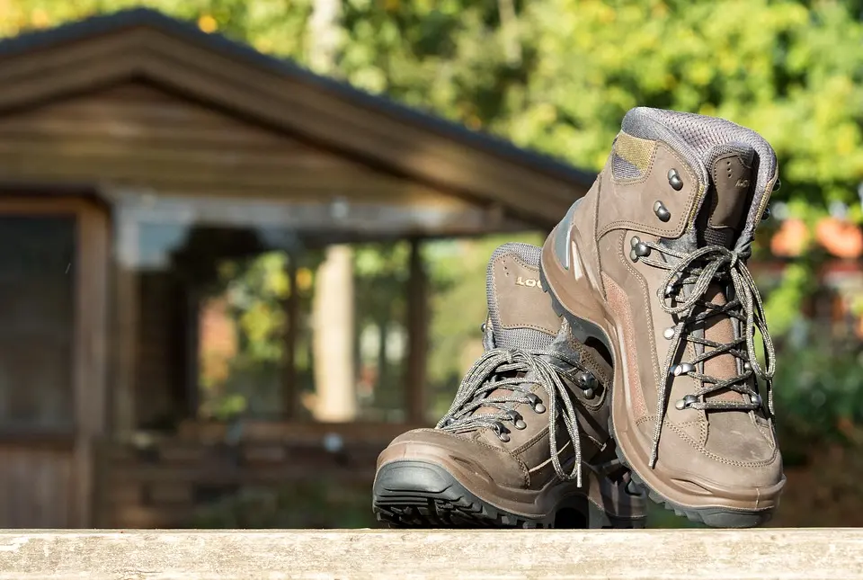 hiking-2042599-960-720