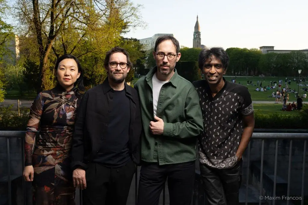 Emile Parisien Floating