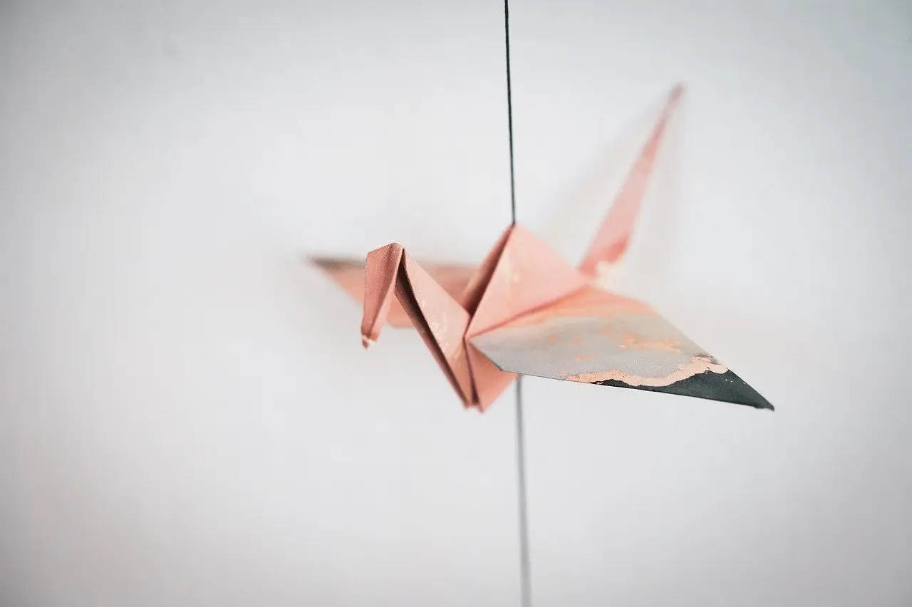 origami-7924845_1280