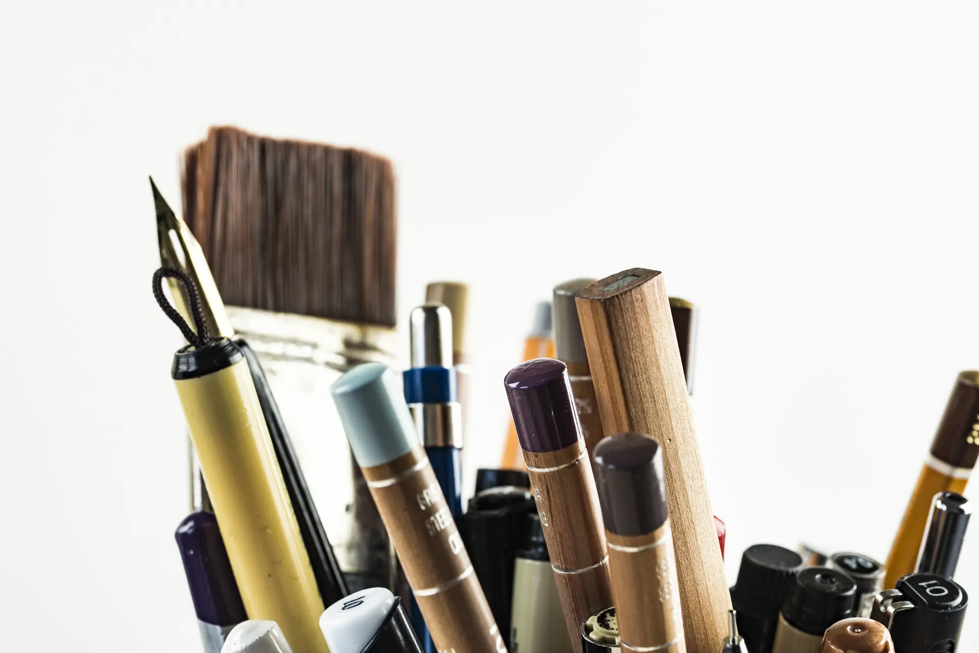 pexels-pens-1867899