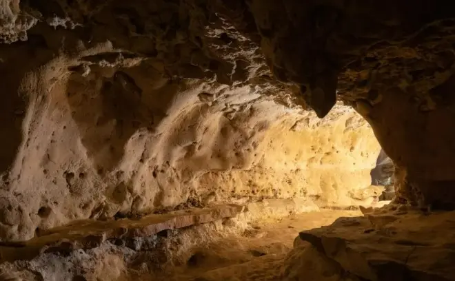 Grotte Roche Cotard