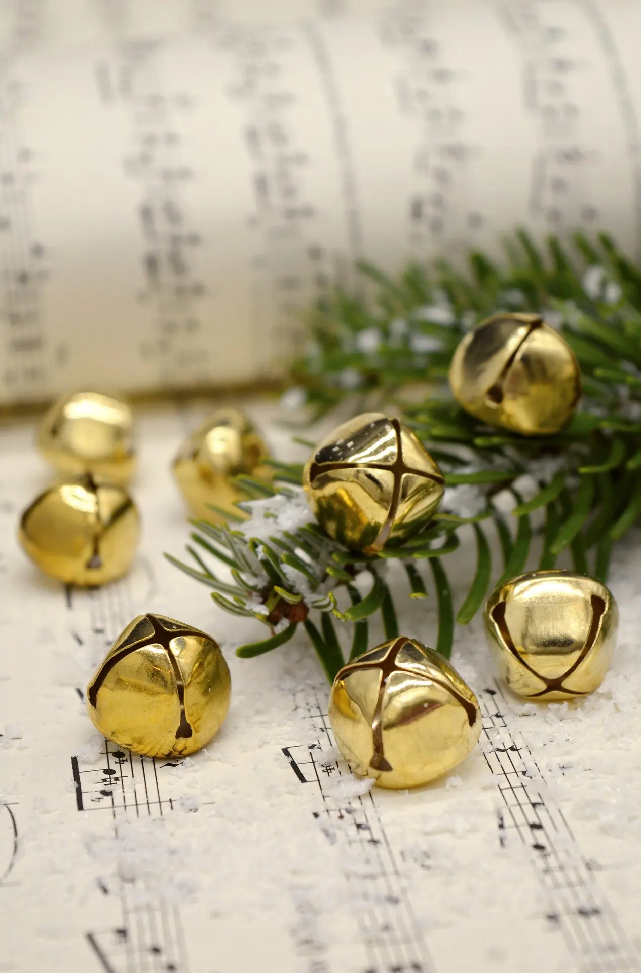 sheet-music-8398449_1920