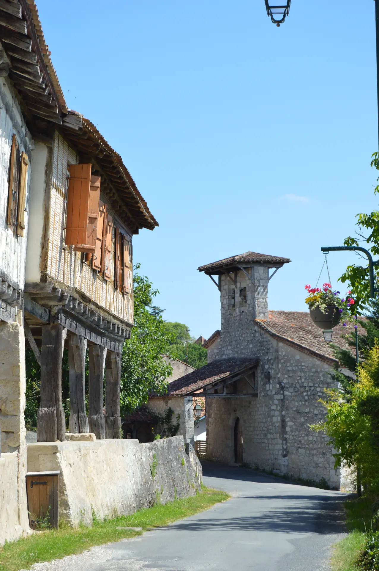 15_Sens dessus-dessous Saint-Antoine de F