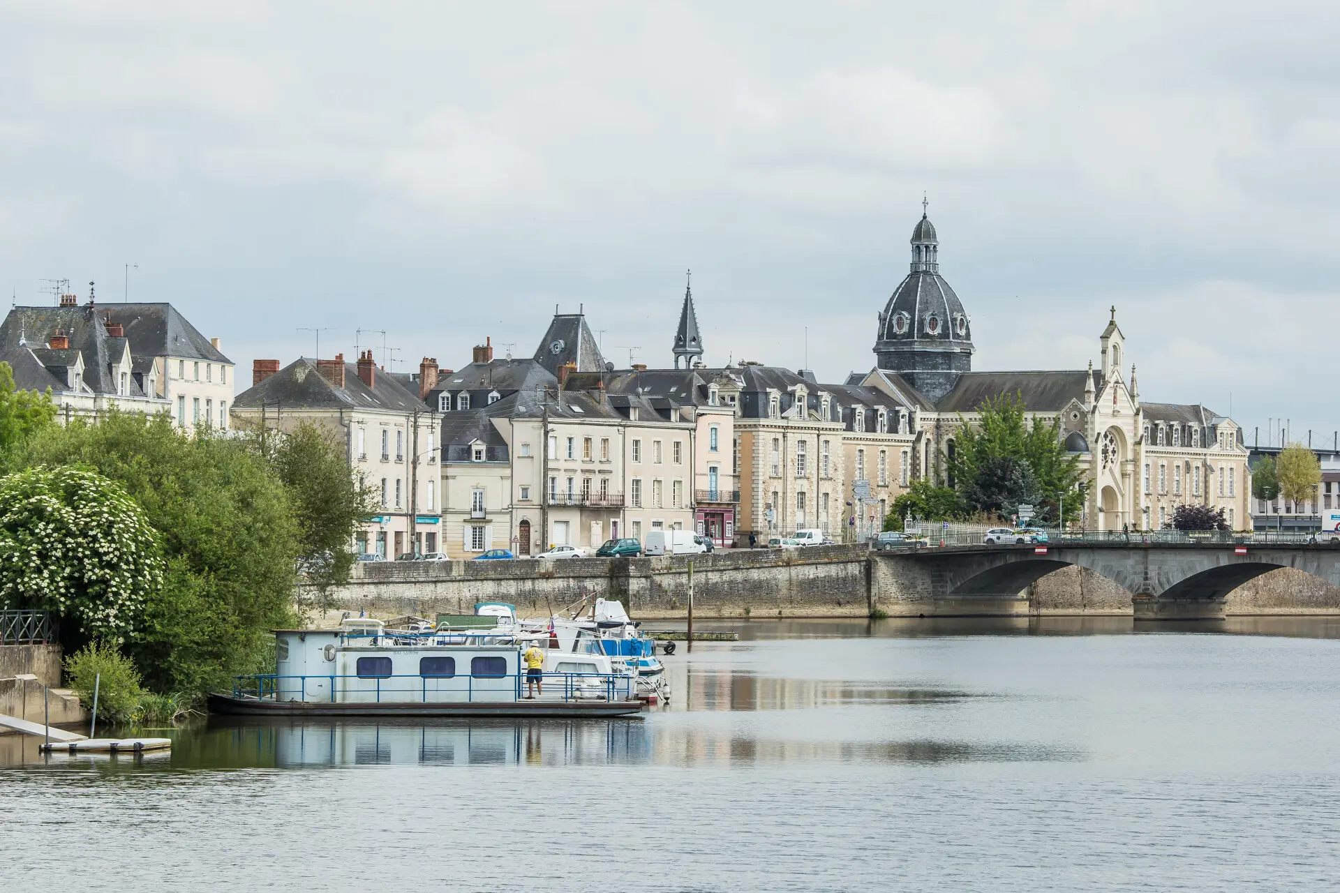 Chateau-Gontier-CP-Philippe_CAHAREL_-_Mayenne_Tourisme-10007623-1920px