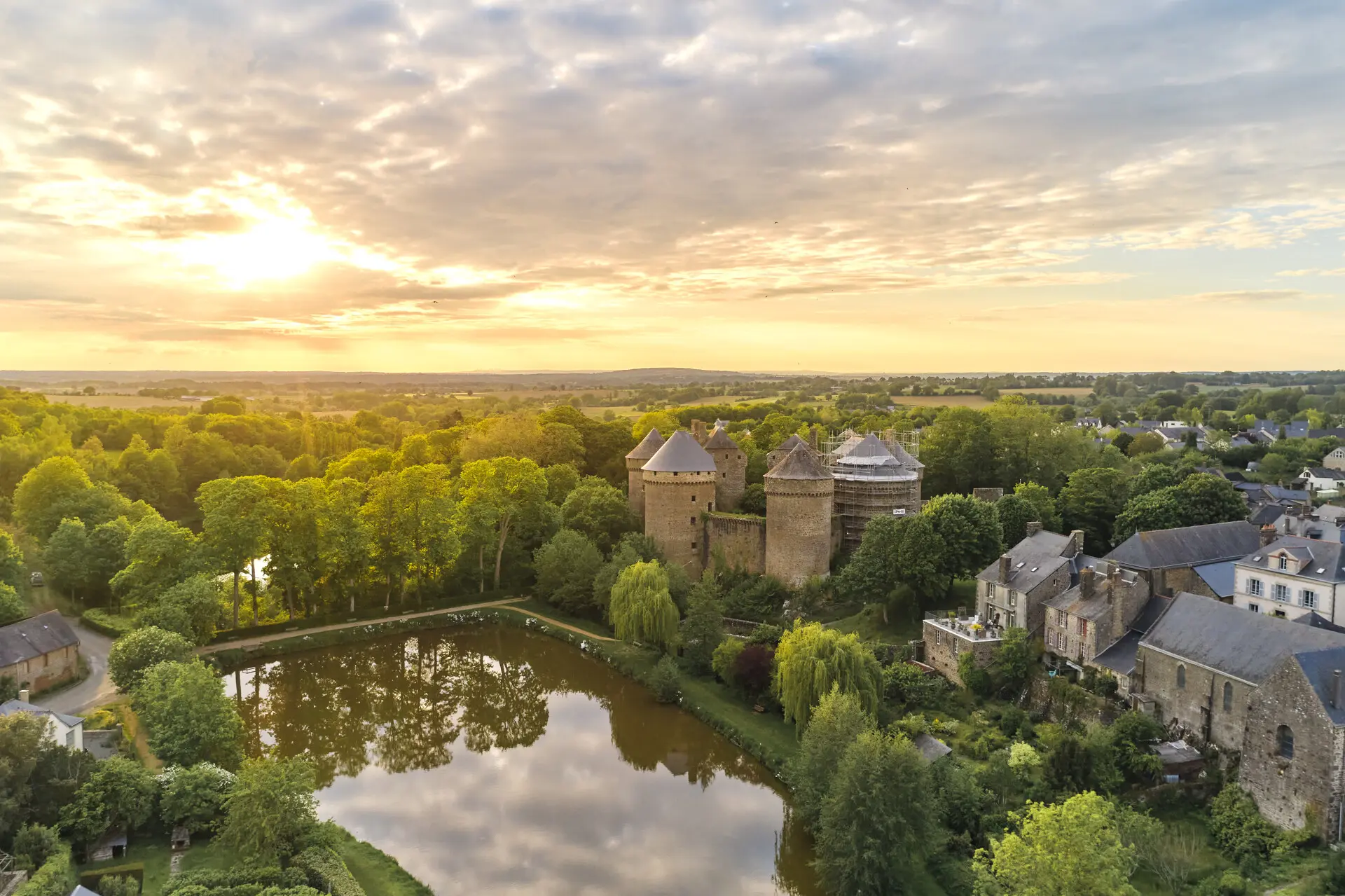 Chateau_de_Lassay