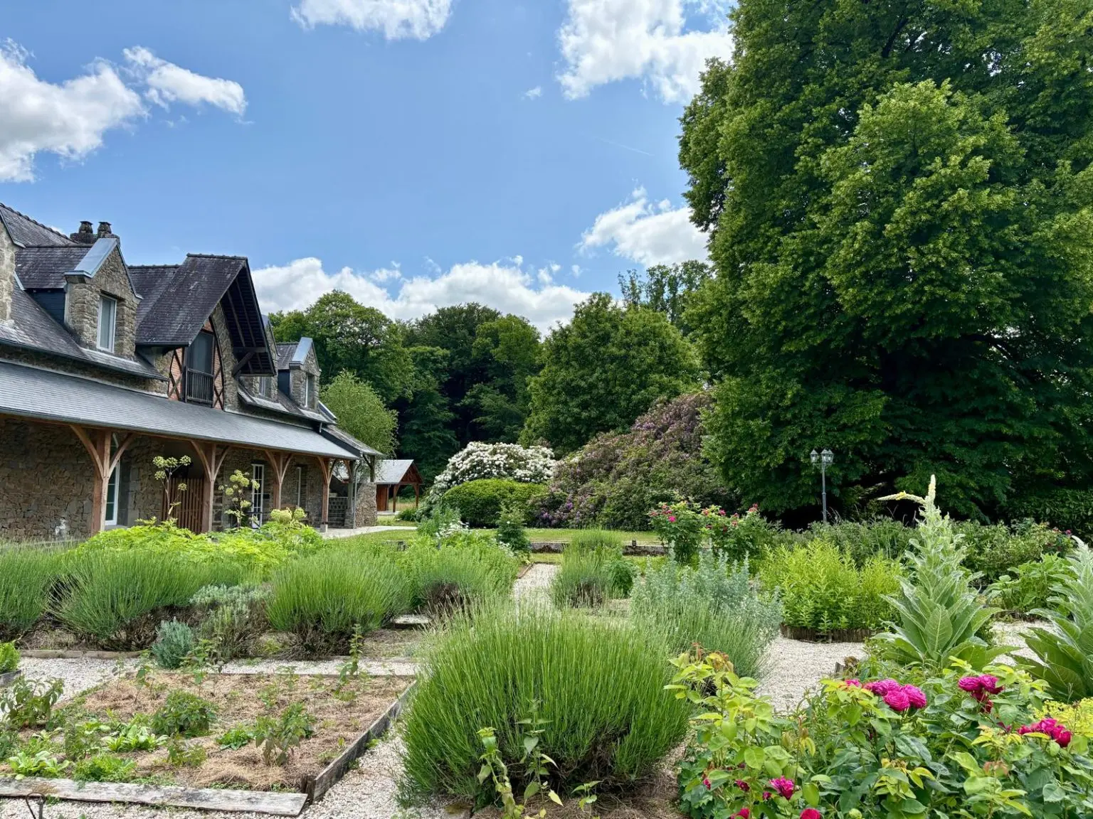 Monastère Bois Salaire