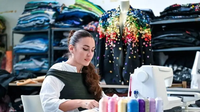 Amour Collective Cassandre LEMEILLEUR 2025