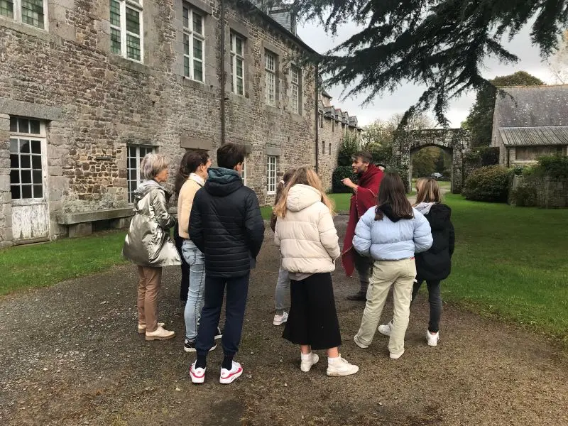 Découverte de l'abbaye par un viking