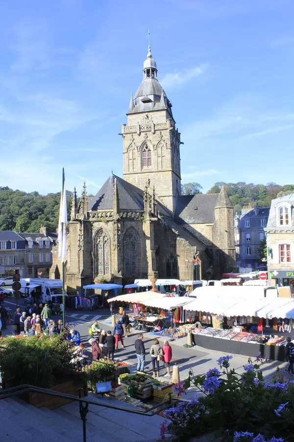 marché Villedieu église