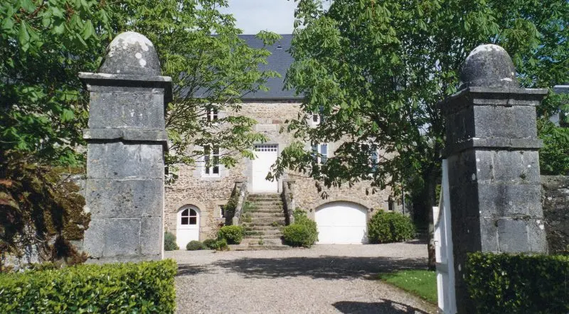 PEL_Heugueville-sur-Sienne_Manoir rue au maitre 2