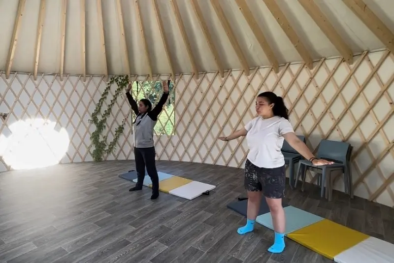 Sophrologie évasion au coeur d'une yourte Aimie Sophrologie