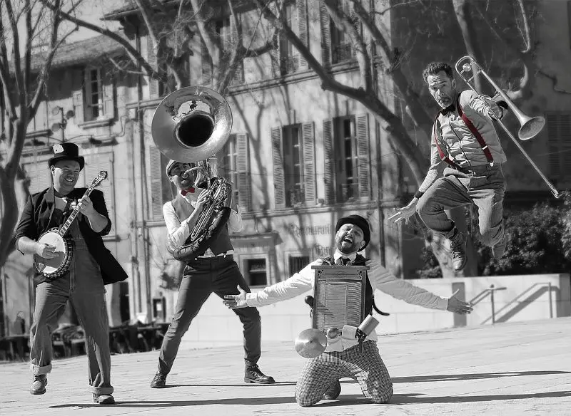 2026-Fanfare The Yellows St Pair