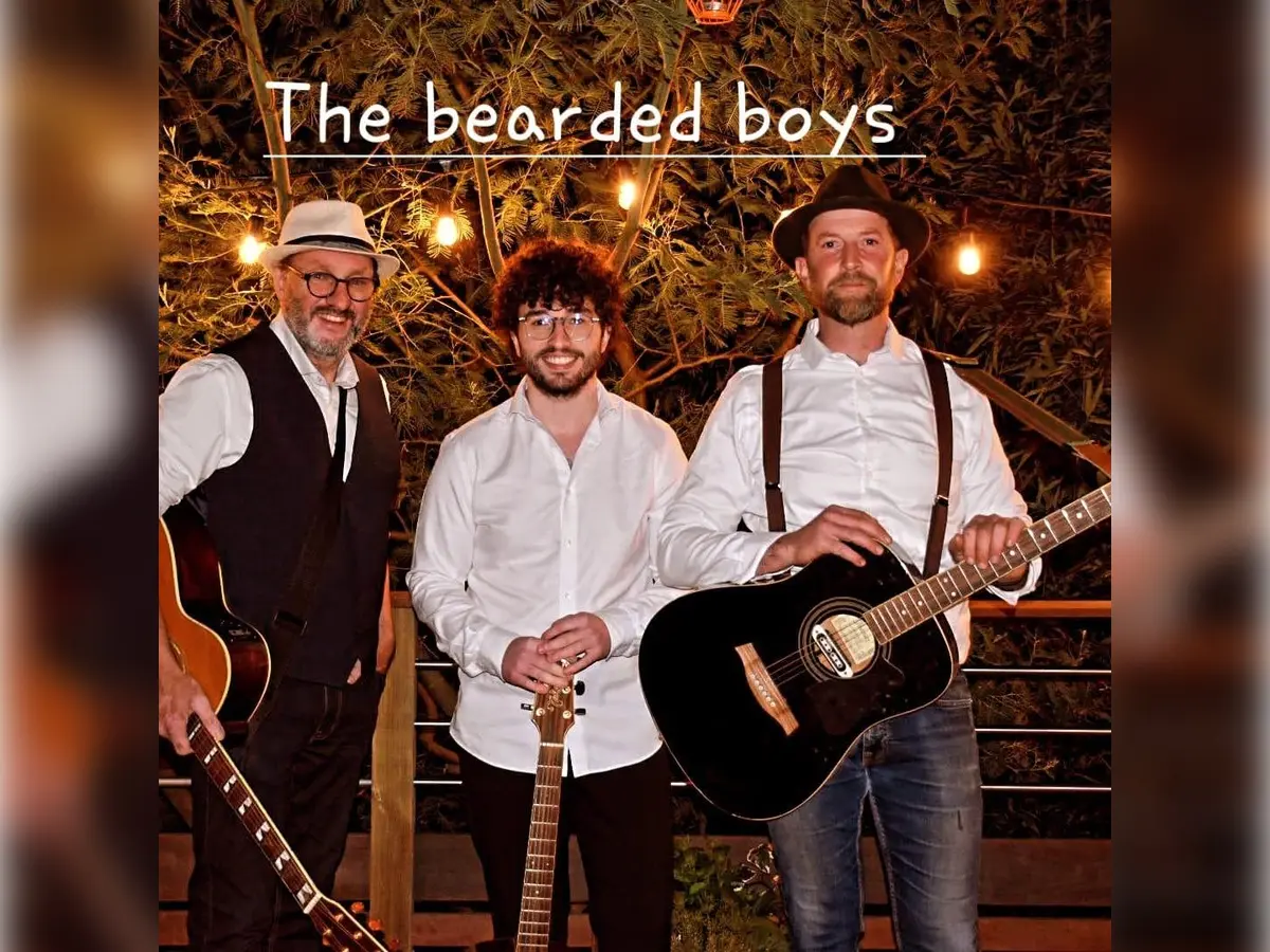 The bearded boys (1)