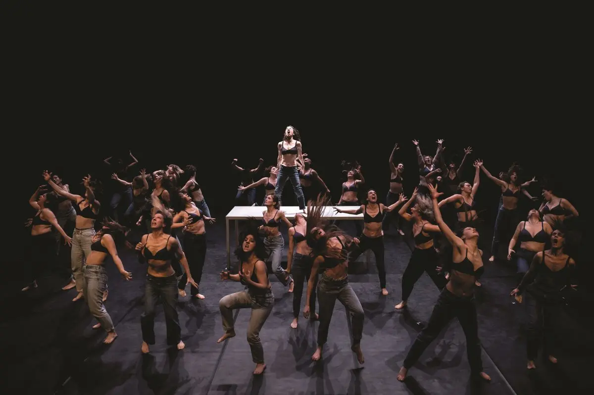 danse-les-memoires-d-une-seigneure