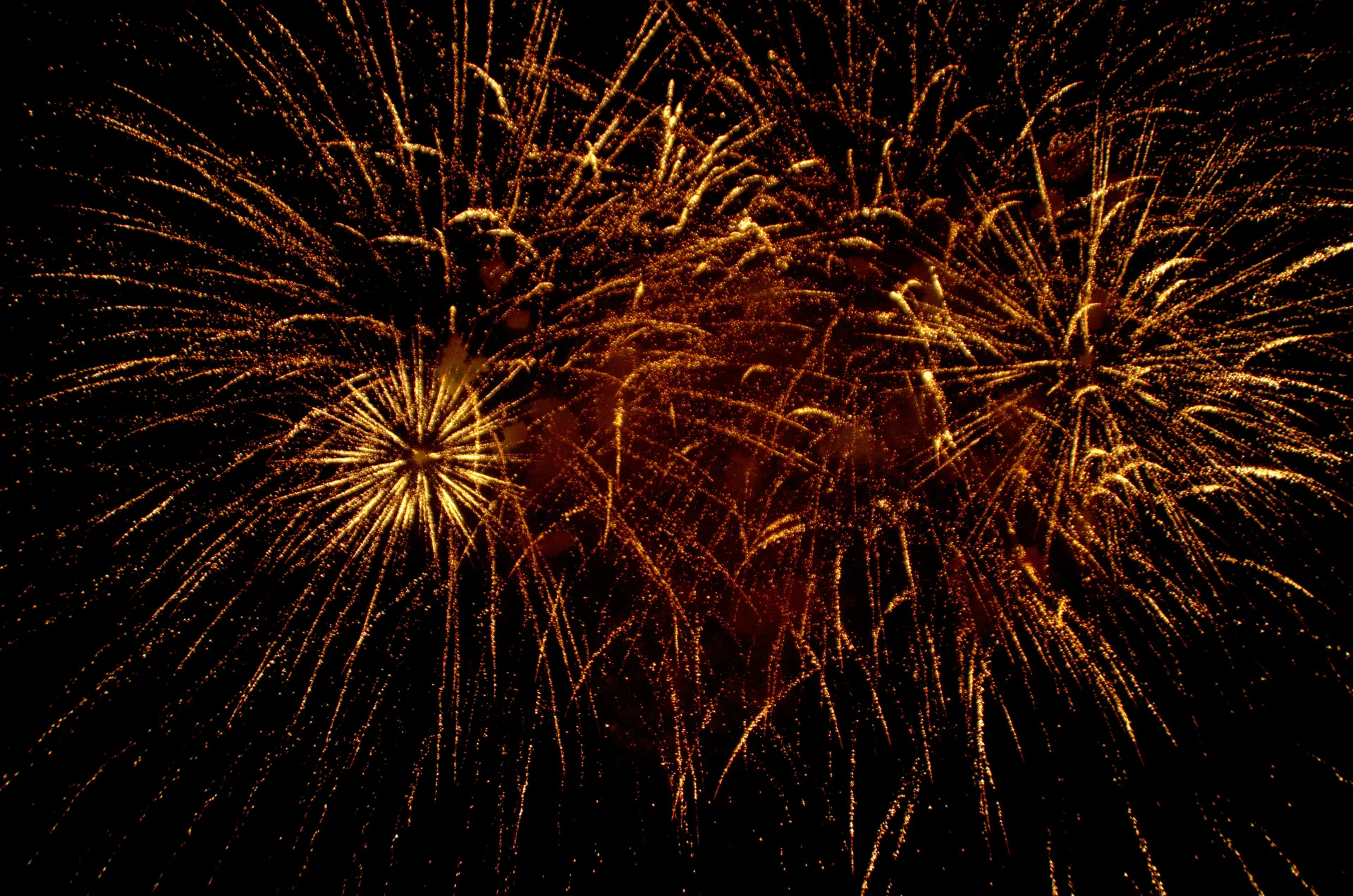 Brocante Giffaumont-Champaubert - feu d'artifice