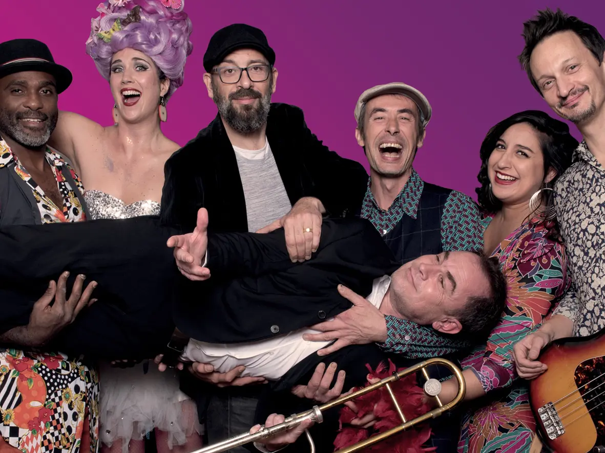 L’IMMENSE PETIT CABARET