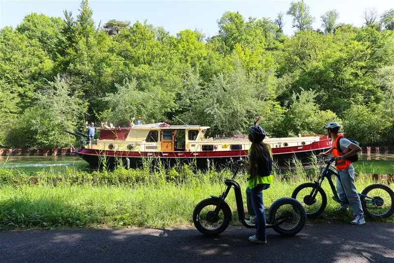 Trottinette Canal & Coteaux Vitryats