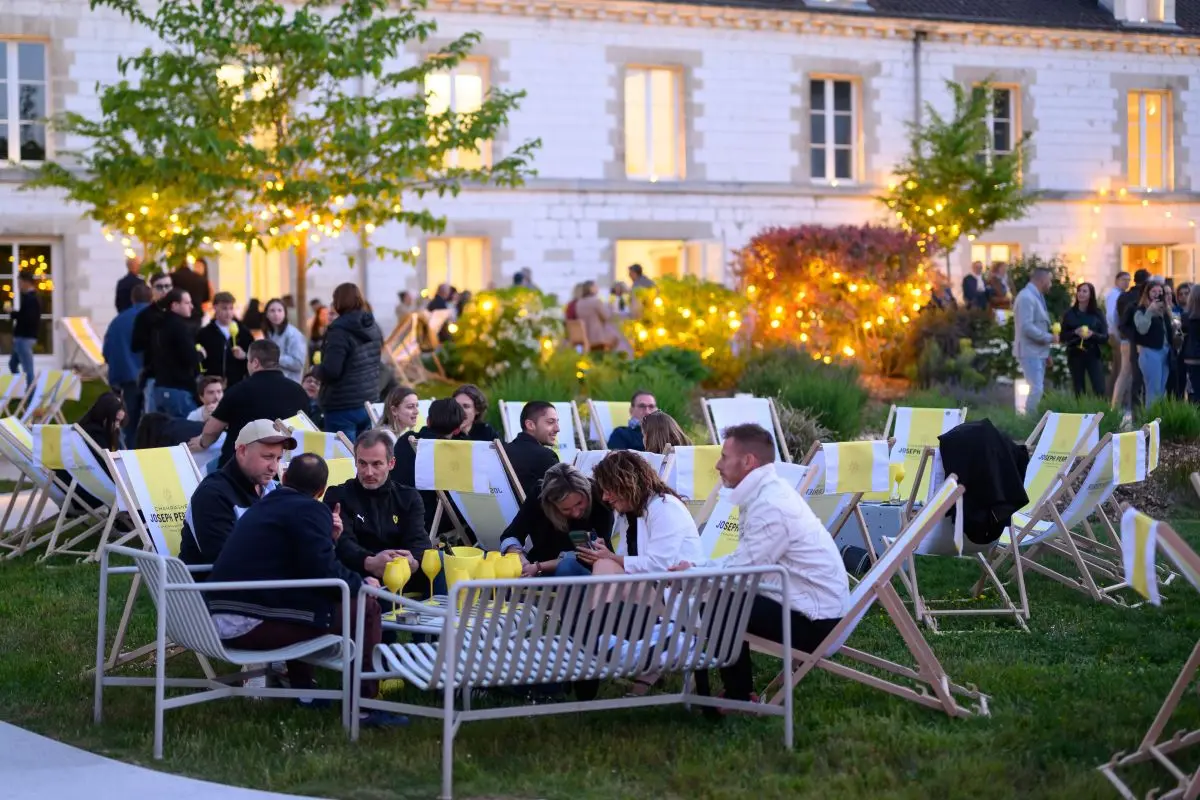 yellow-garden-party-champagne-joseph-perrier-1