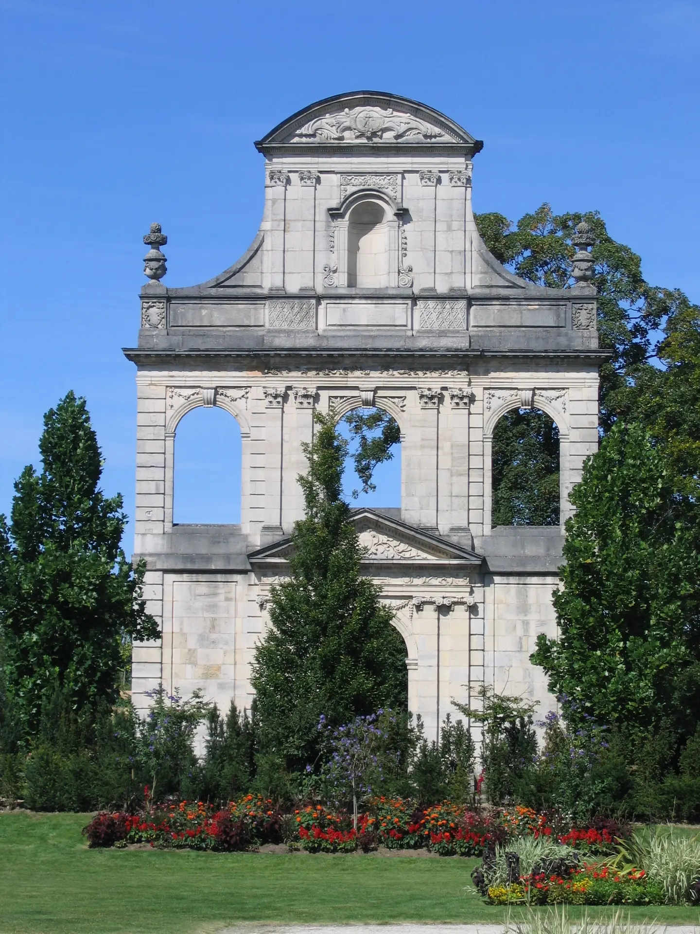Façade de la Chapelle de l'ancien collège des garçons