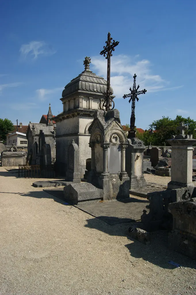 Cimetière de Gigny