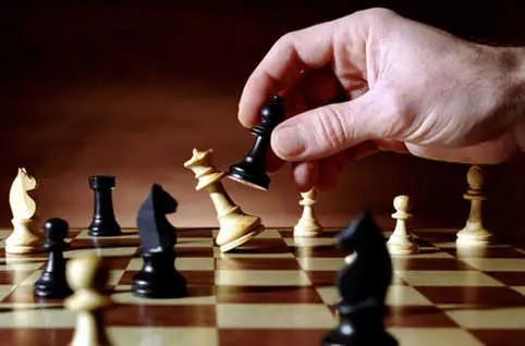 jeu-echecs-pompidou-chalons