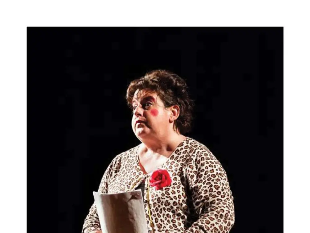 MARTINE BLANCBAYE • CIE ATTENTION AU(X) CHIEN(S)