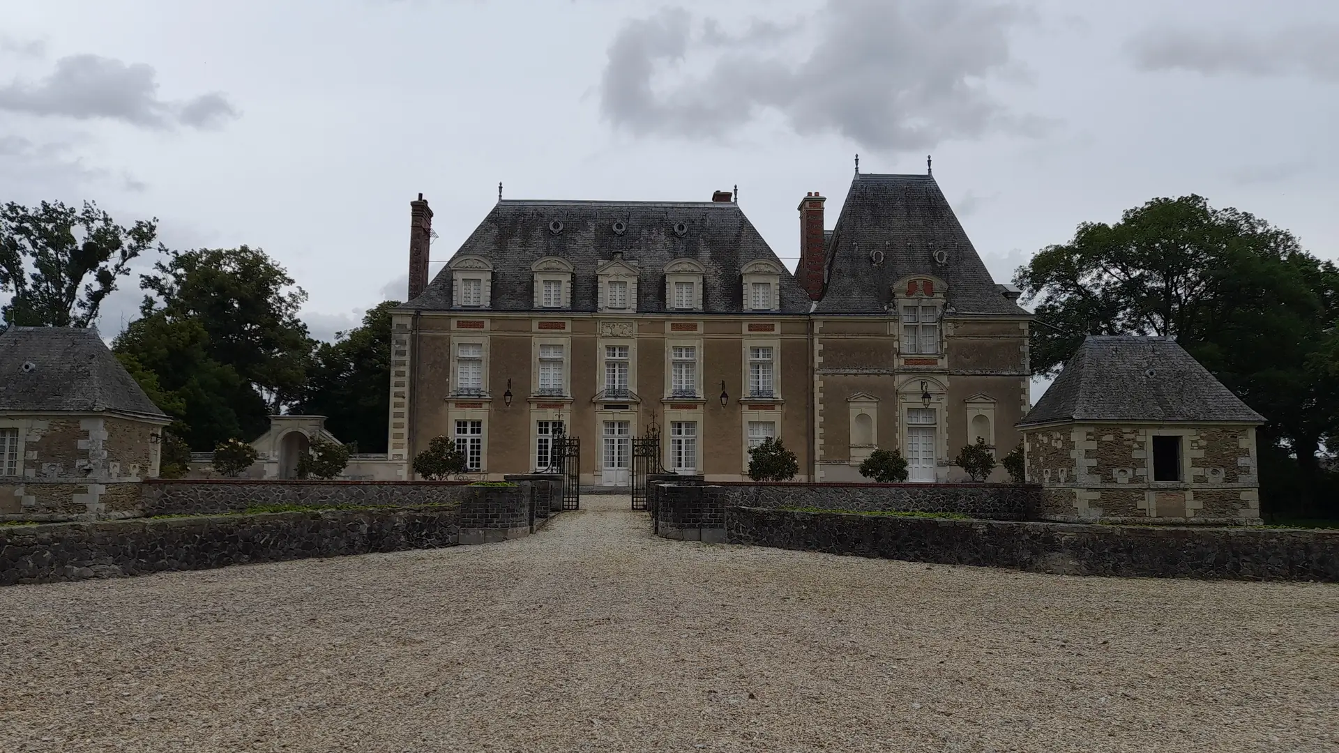 Peindre au Château de La Barre - Atelier du Bleu Mouton