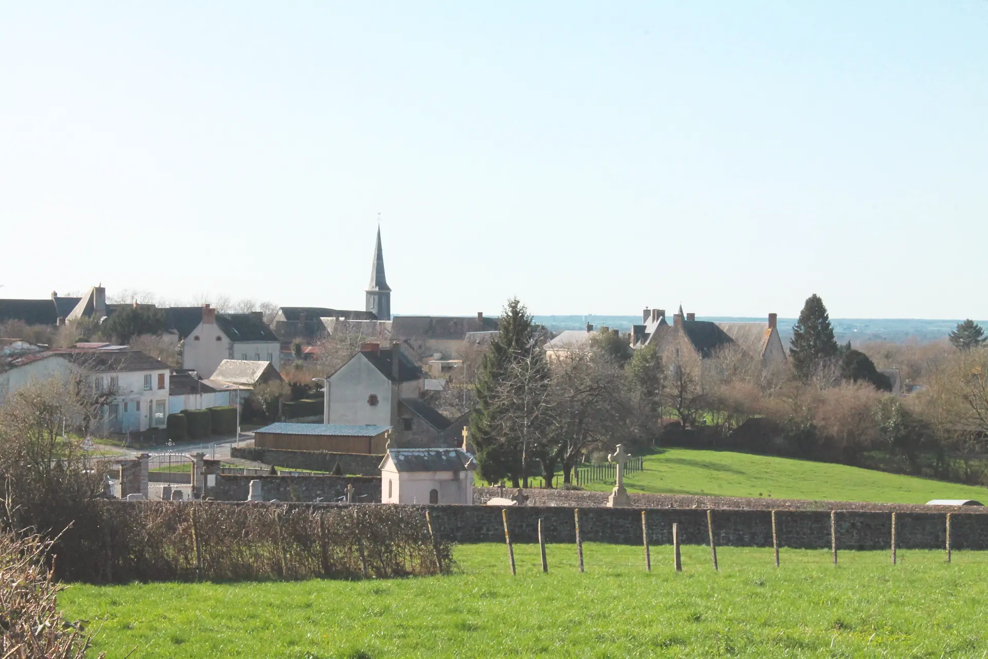 Vue sur Sainte-Gemmes-le-Robert