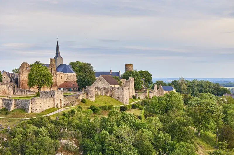 P45-Alexandre_Lamoureux_SteSuzanne-_Mayenne_Tourisme-7055-800px