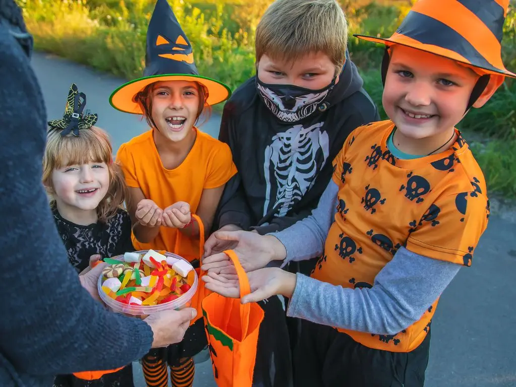 bonbons-halloween-grottes-saulges