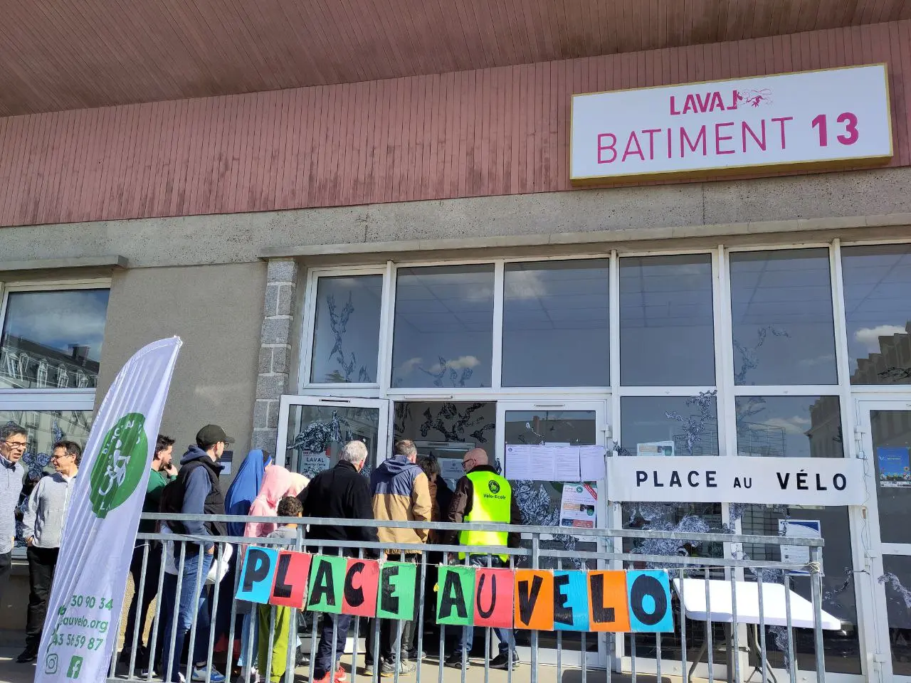 Vente de vélos d'occasion à la bourse aux vélos 2025