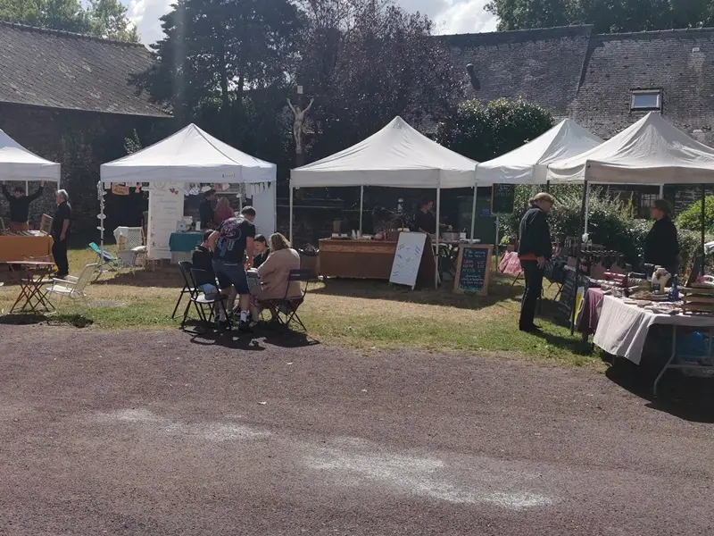 ptitmarché_artisans_Atréo_Tréhorenteuc_DestinationBrocéliande
