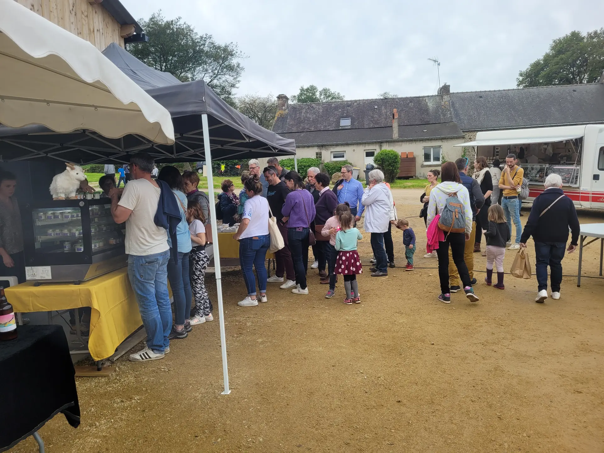 Marché festif à la ferme