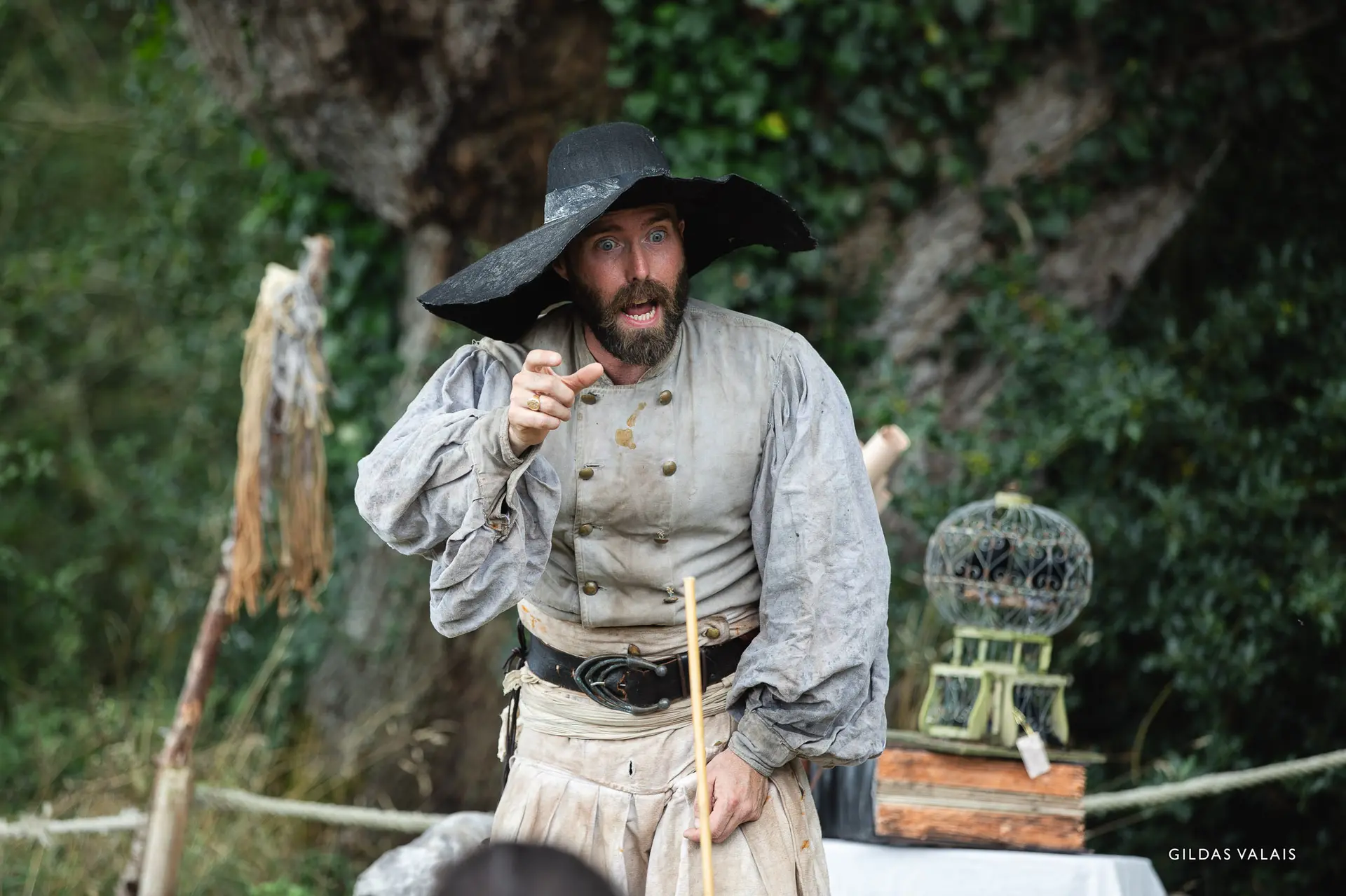 spectacle_contes_médiévales_de_broceliande_Centre_Arthurien_Comper_Concoret