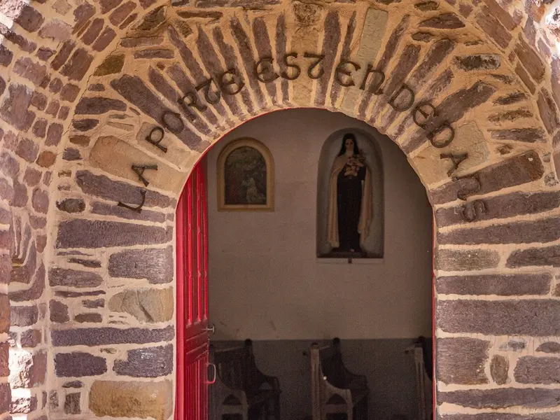 Eglise-du-Graal_Trehorenteuc_DestinationBrocéliande