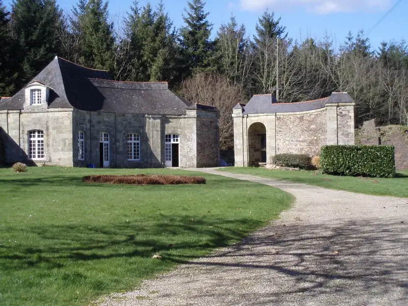 Chateau-et-parc-de-Coetbo-4