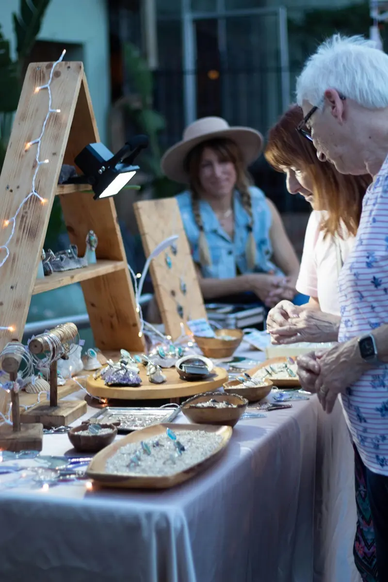 Marché artisanat-Pexels