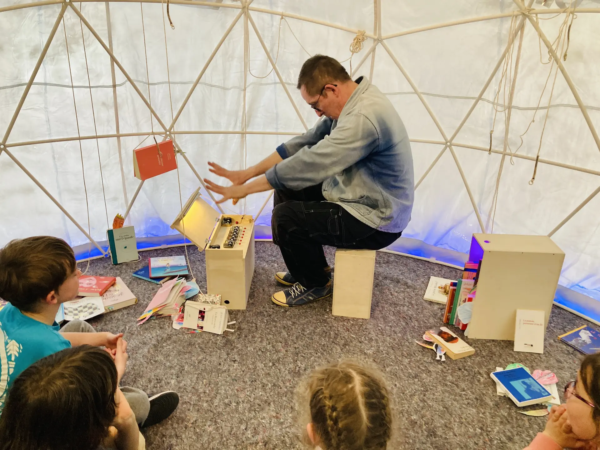 Parce ce que les vers n'ont pas besoin de pieds pour s'envoler