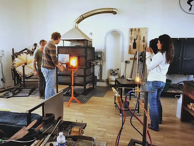 InitiationSoufflageDeVerre_Aoell_Mauron_DestinationBrocéliande